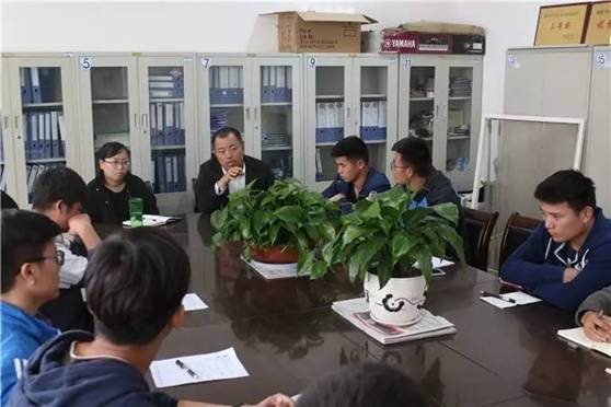 说明: https://mmbiz.qlogo.cn/mmbiz_jpg/F81FGBUeIsT4nl0q2gqcvxibWuzZ4BVKYj5Ad3Mvlz8aLBK2yHOwMrhfq5l2KaTWcnibBs0g4RtvAhXsJxYicLnRw/0?wx_fmt=jpeg